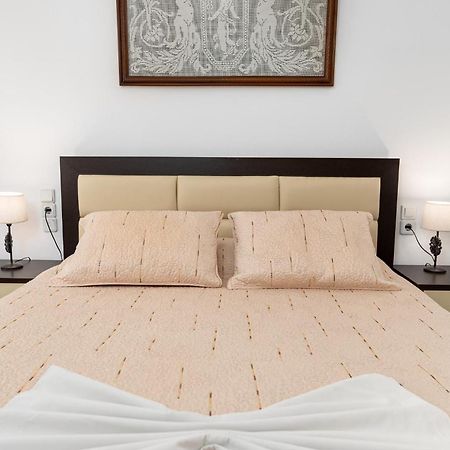 Villas Alexandros Kalamaki  Habitación foto