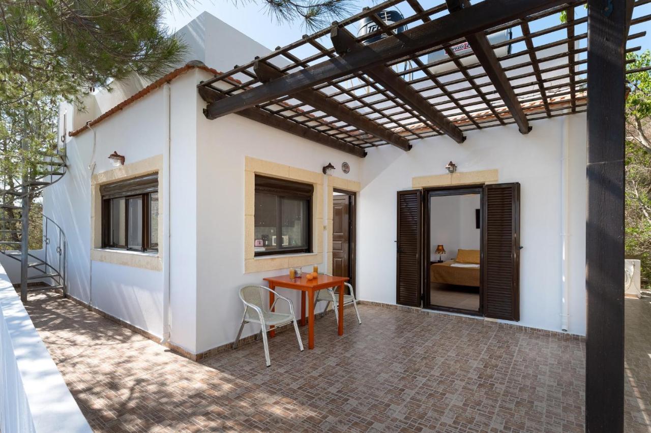 Villas Alexandros Kalamaki  Exterior foto